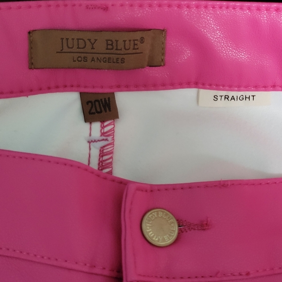 NWT Judy Blue Control Top Straight Leg Faux Leather Pants In Hot Pink Color 20W - Picture 5 of 8